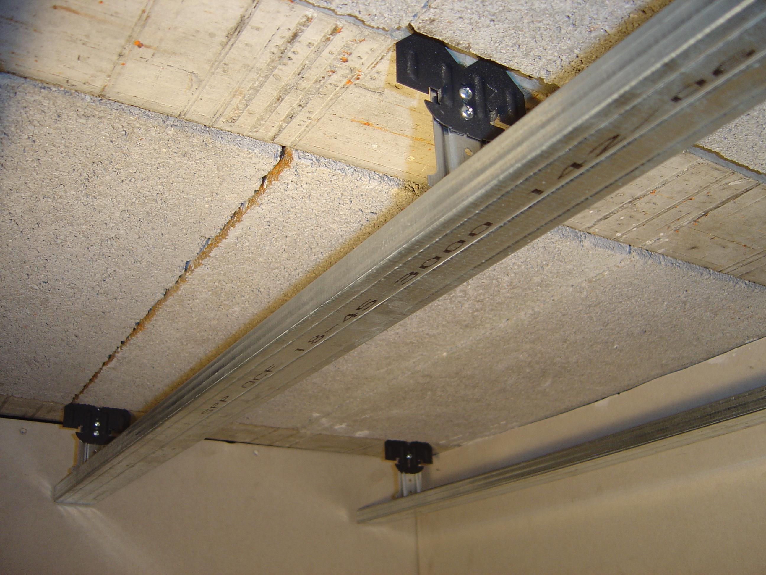 Suspente pour hourdis béton HL72 | SPP PAI, spécialistes ossatures et